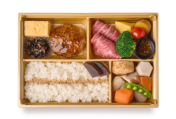 和牛カルビと牛肉100％ハンバーグ弁当の写真