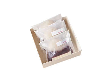 こはぎ3個 の写真